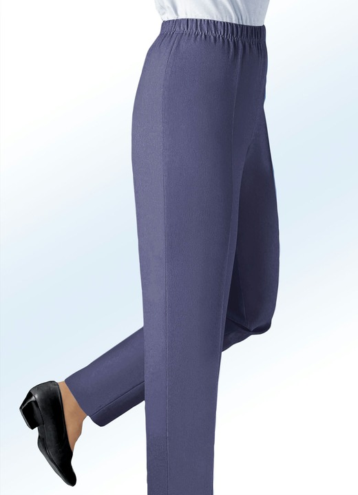 Hosen in Schlupfform - Hose in Schlupfform, in Größe 019 bis 245, in Farbe AMETHYST Ansicht 1