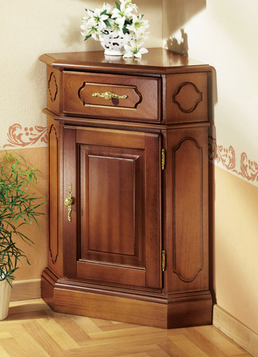 Möbel - Eck-Kommode mit eleganten, goldfarbenen Metallgriffen, in Farbe NUSSBAUM Ansicht 1