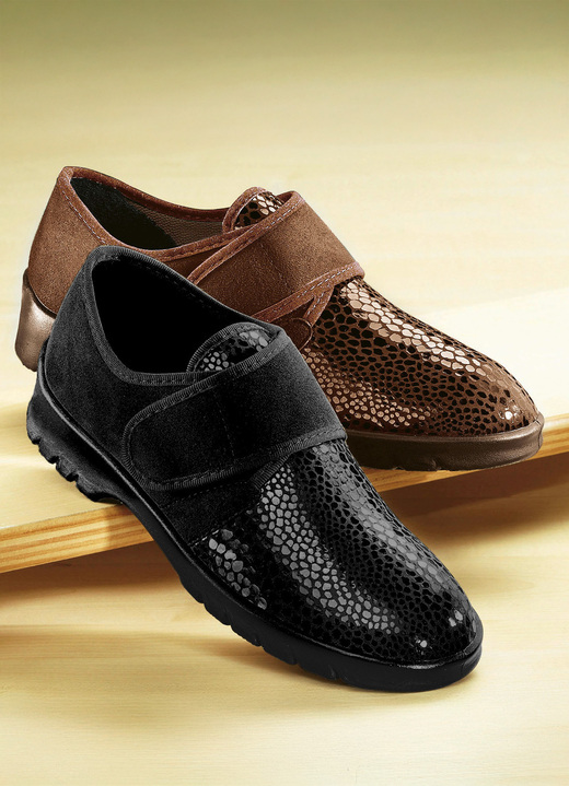 Komfortschuhe - Florett Damen Klett-Halbschuh in extraweiter Passform, in Größe 036 bis 042, in Farbe SCHWARZ Ansicht 1