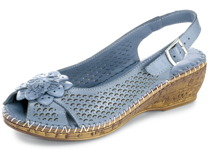 Sandaletten & Pantoletten - Gemini Sandalette mit Lederblüte, in Größe 036 bis 042, in Farbe JEANS Ansicht 1