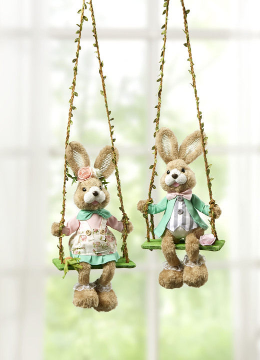 - Hasen aus Kunstfell auf Schaukel zum Aufhängen - Hasen aus Kunstfell auf Schaukel zum Aufhängen, in Farbe BRAUN-GRÜN, in Ausführung Hase auf Schaukel