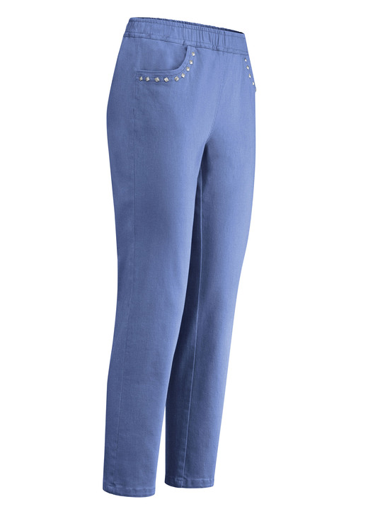 Hosen mit Knopf- und Reißverschluss - Jeans in 7/8-Länge, in Größe 019 bis 058, in Farbe HELLBLAU Ansicht 1