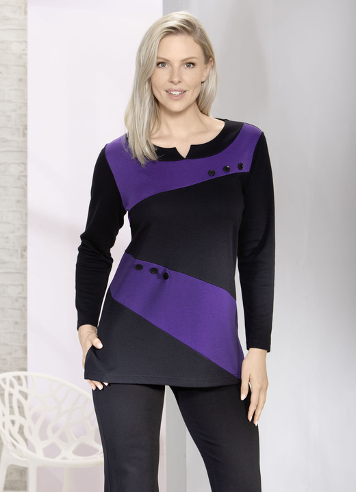 Shirts - Raffiniertes Sweatshirt mit V-Schlitz Shirts - Raffiniertes Sweatshirt mit V-Schlitz, in Größe 038 bis 054, in Farbe SCHWARZ-LILA