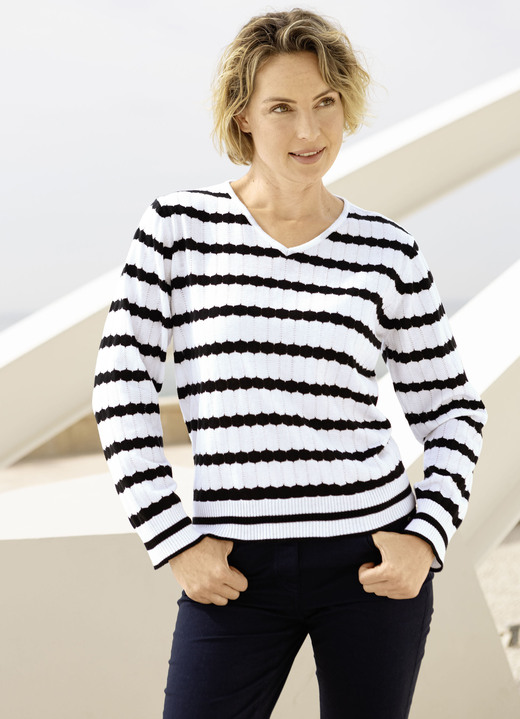 - Pullover in Feinstrick, in Größe 036 bis 052, in Farbe SCHWARZ-WEISS