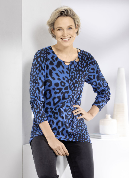 Langarm - Shirt mit ausgefallener Ausschnittverarbeitung Langarm - Shirt mit ausgefallener Ausschnittverarbeitung, in Größe 038 bis 050, in Farbe ROYALBLAU-SCHWARZ