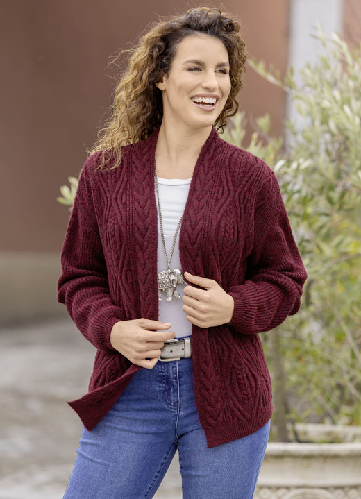 Strickjacken - Strickjacke mit Perlfangakzenten Strickjacken - Strickjacke mit Perlfangakzenten, in Größe L(44/46) bis XXL(52/54), in Farbe BORDEAUX