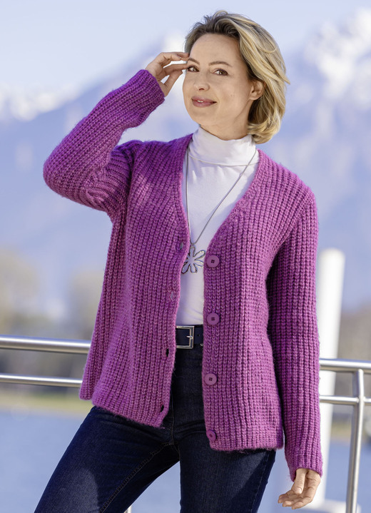 Strickjacken - Strickjacke in superflauschigem Grobstrick Strickjacken - Strickjacke in superflauschigem Grobstrick, in Größe L(44/46) bis XXL(52/54), in Farbe BEERE MELIERT