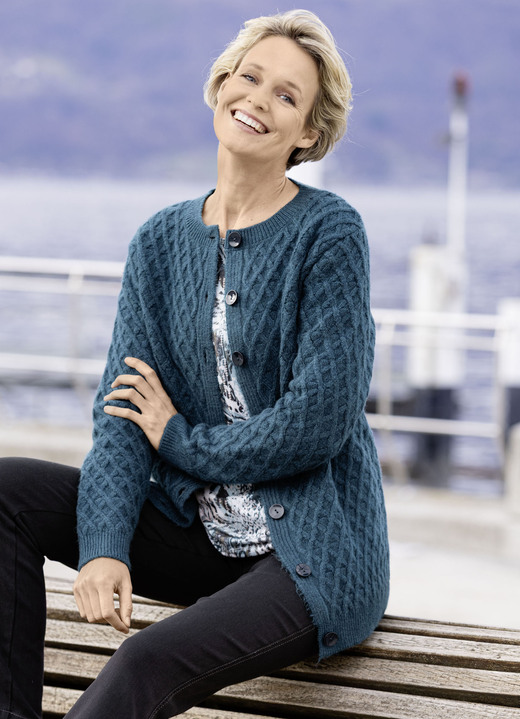 Strickjacken - Strickjacke mit Rautenstruktur, in Größe 038 bis 054, in Farbe PETROL