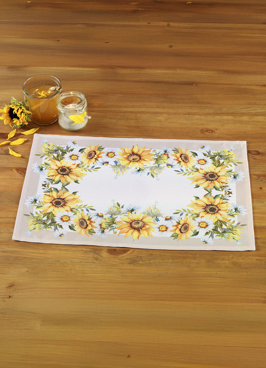Heimtextilien - Tisch- und Raumdekoration mit Sonnenblumen-Motiv, in Größe 101 (Deckchen, 35x 50 cm) bis 404 (Kissenbezug, 40x 40 cm), in Farbe BUNT Ansicht 1