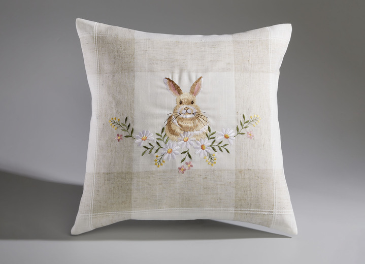 Heimtextilien - Bestickte Tisch- und Raumdekoration mit Osterhasen-Motiv, in Größe 102 (Läufer, 40x 85 cm) bis 404 (Kissenbezug, 40x 40 cm), in Farbe SEKT-BUNT Ansicht 1