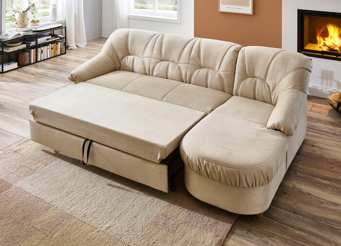 Polsterm&ouml;bel in verschiedenen Bezugsvarianten 