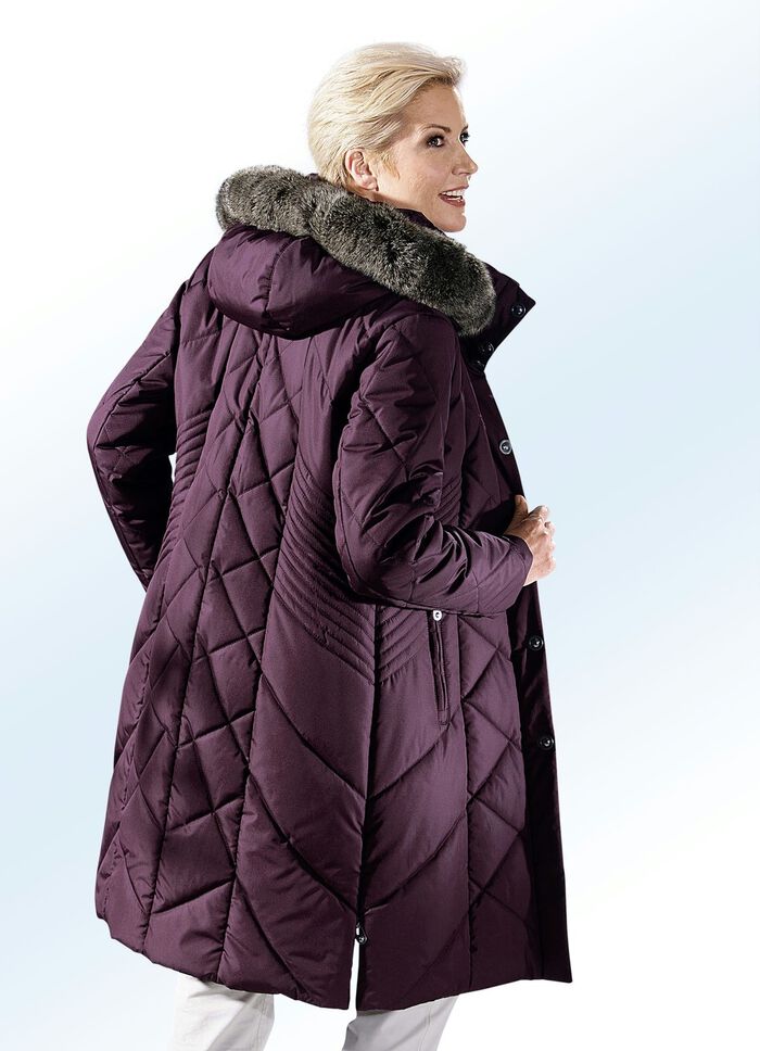 Mantel mit figurfreundlichem Stepp 