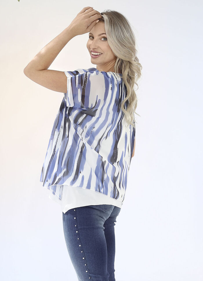 Doppellagiges Shirt mit silberfarbenen Plättchen 
