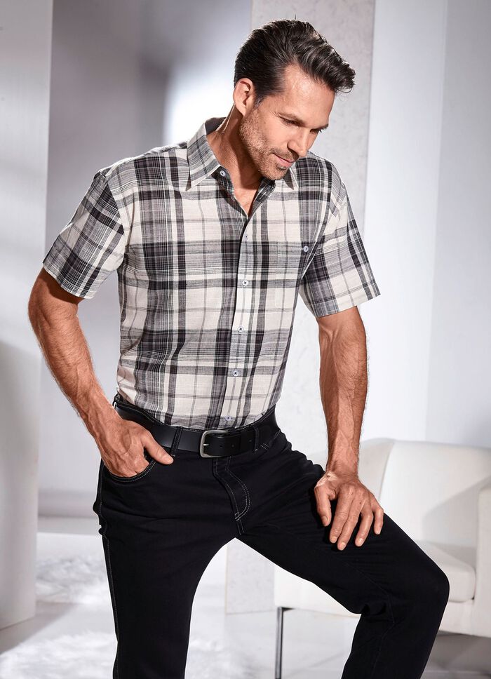 Kariertes Hemd mit Brusttasche 