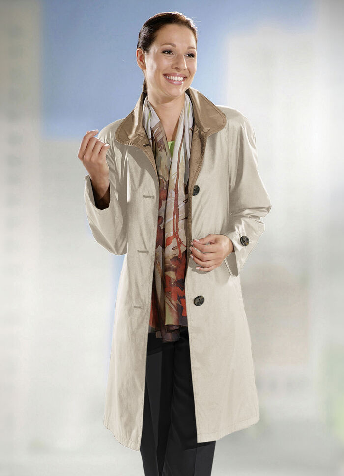 Kurzmantel in ausgestellter Form SAND