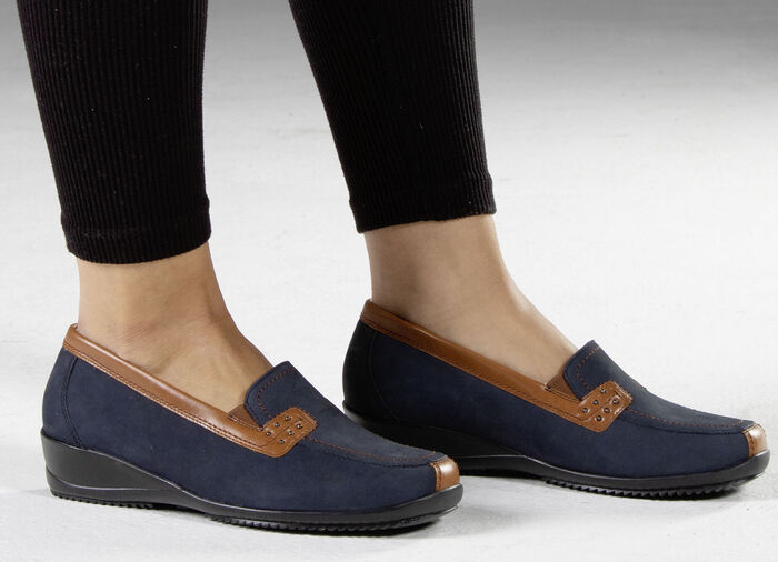 Waldl&auml;ufer, bequeme Damen-Slipper, Weite H, mit herausnehmbarem Fu&szlig;bett MARINE-COGNAC