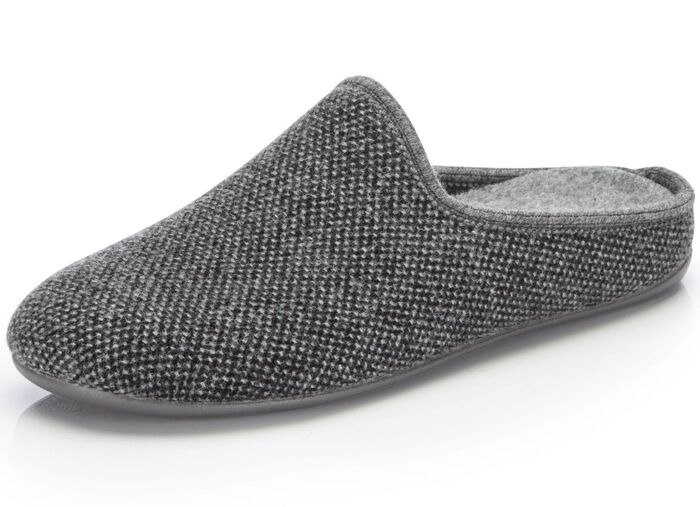 Pantoffel aus dezent gemustertem Textilmaterial 