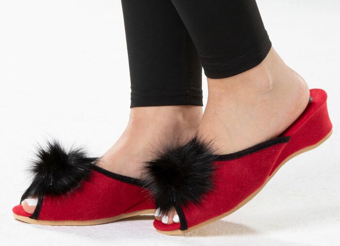 ELENA EDEN, schicke Damen-Pantoletten, Weite G, mit Kunstfellpompon ROT