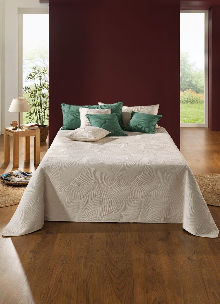 Kuschelige Tagesdecke CREME