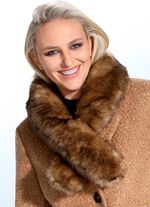 Schal aus Kunstpelz 