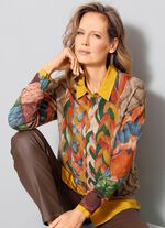 Pullover in Grafikdessin 