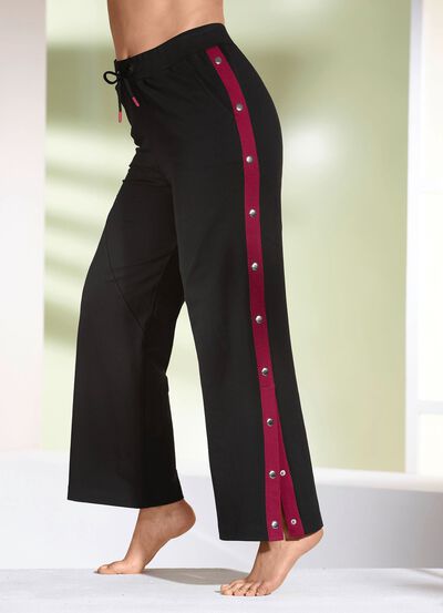 Hose mit seitlichen Kn&ouml;pfen 