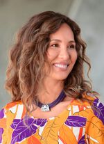 Halskette mit mehrreihigem Textilband 