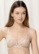 Triumph Amourette B&uuml;gel-BH mit Elastikspitze PUDER