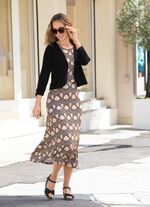 Bolero mit abgerundetem Saum 