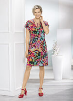 Kleid mit Bindegürtel  