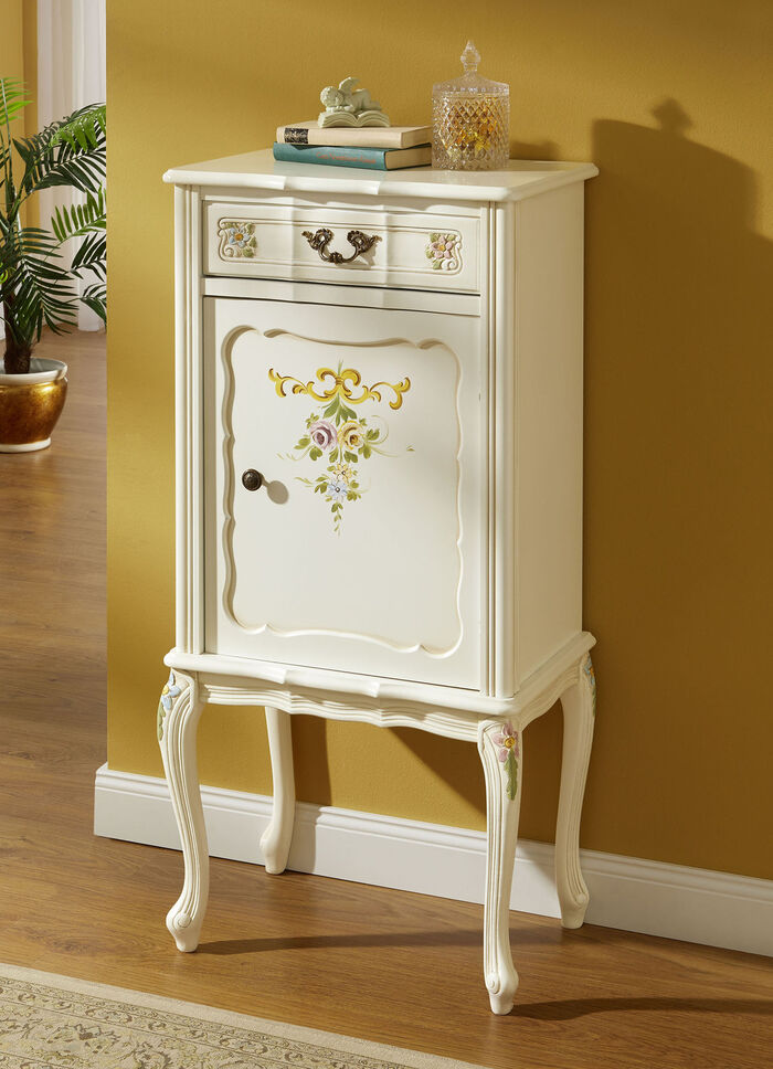 Teilmassive M&ouml;belserie mit kunstvollen Holzverzierungen WEISS