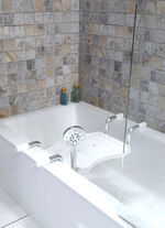 Badewannensitz aus stabilem Aluminium