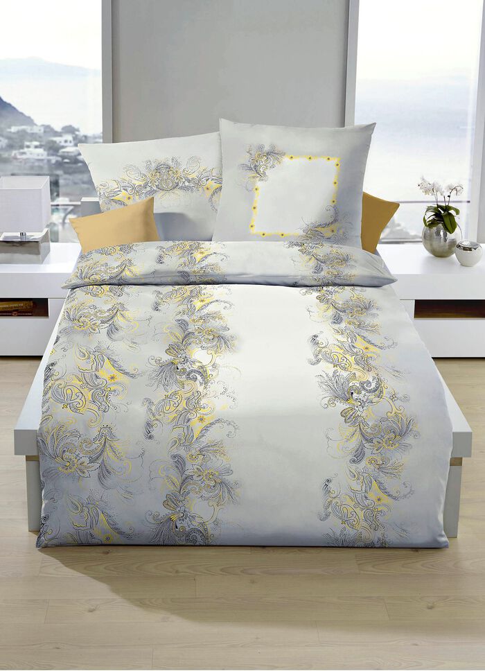 B&uuml;gelleichte Bettw&auml;sche-Garnitur mit Rei&szlig;verschluss 