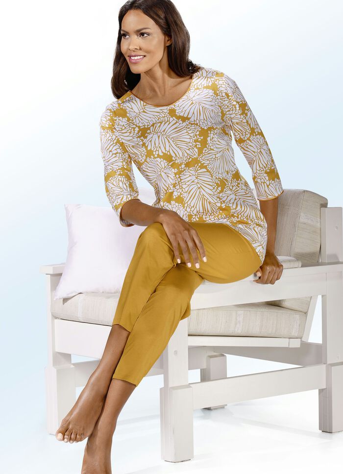 Schlafanzug mit Rundhals und 3/4-langen Ärmeln SAFRAN-WEISS