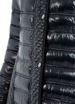 Jacke mit verschiedenen Steppvariationen 