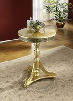 Beistelltisch mit umlaufender Verzierung 