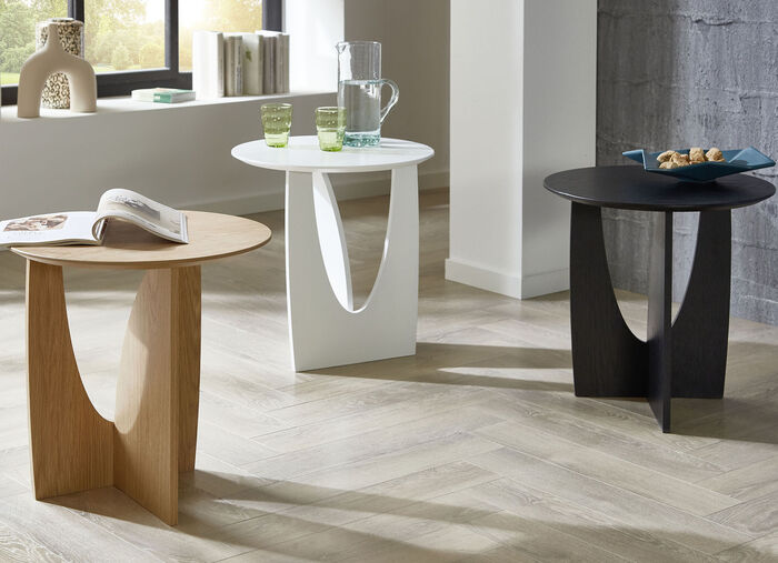 Moderner Beistelltisch 