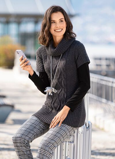 Longpulli mit Strukturmix 