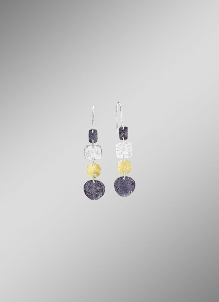 Au&szlig;ergew&ouml;hnliche Ohrhaken  