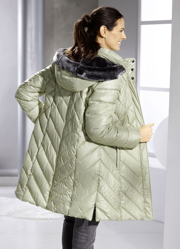 Daunen-Kurzmantel mit abnehmbarer Kapuze SCHILFGRÜN