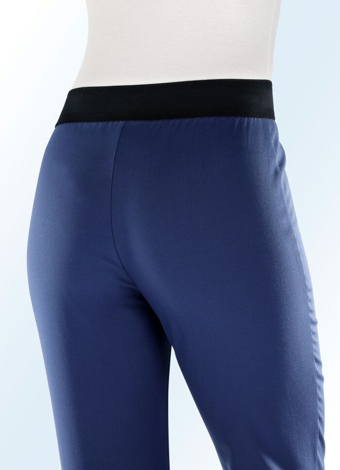 Hose mit spezieller Bundverarbeitung 