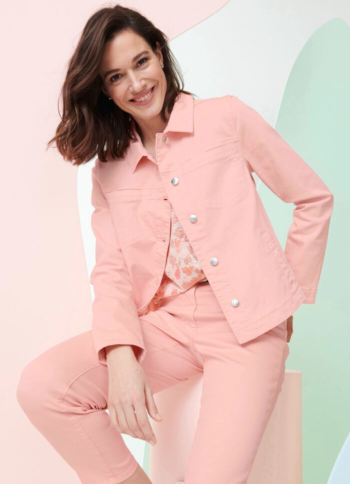 Jeansjacke mit stiltypischen N&auml;hten 