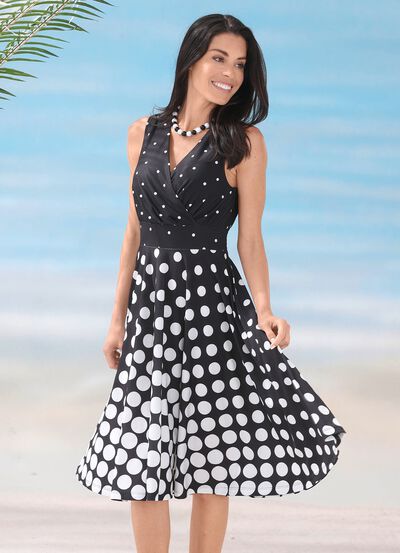 Laurina Kleid mit ausgestelltem Rockteil 