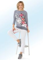 Magic-Jeans mit toller Nietenzier sowie angesagtem Fransensaum 