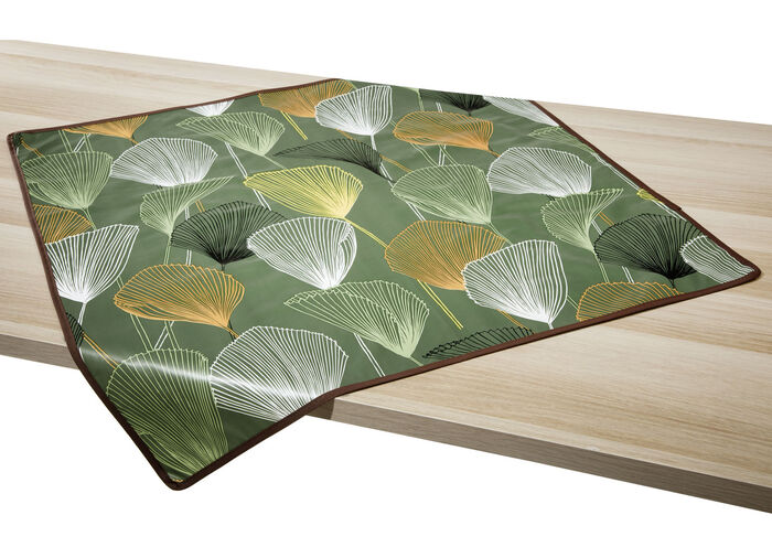 Wachstuch-Tischdecke mit farblich angepasstem Paspelband GRÜN