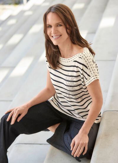 Pullover mit floralem Pl&auml;ttchenmotiv 