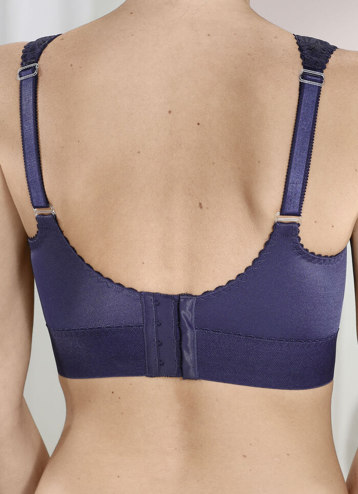 BH mit Elastikspitze im Vorderteil 