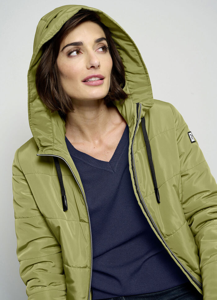 Steppjacke mit fester Kapuze 
