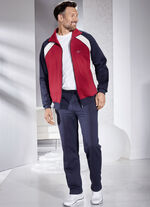 Freizeitanzug mit Nahttaschen 