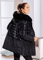 Jacke im angesagten Materialmix 